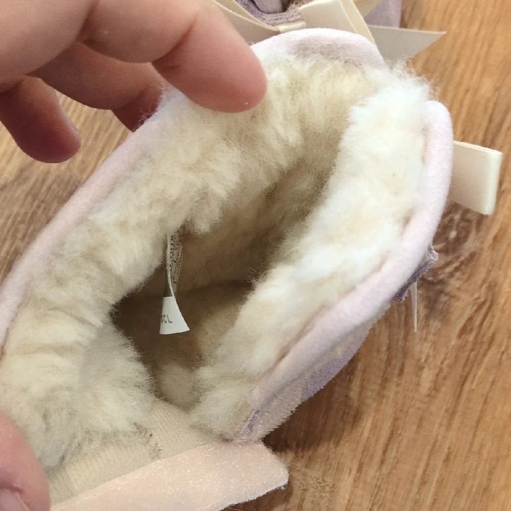 NWOT UGG Pink Kids Boots Size 2